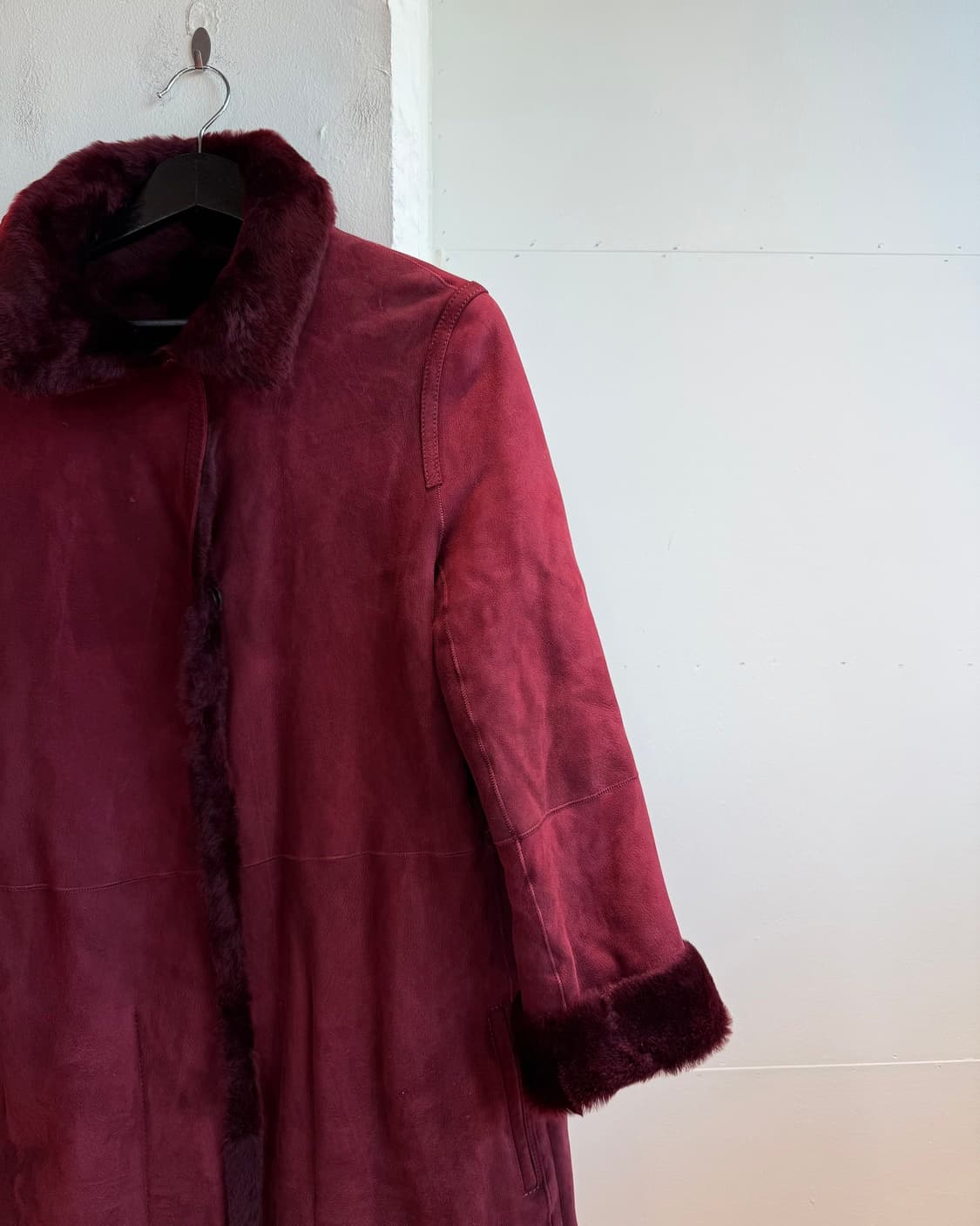 이브 살로몬 버건디 시어링 쉽스킨 롱코트 상품이미지5