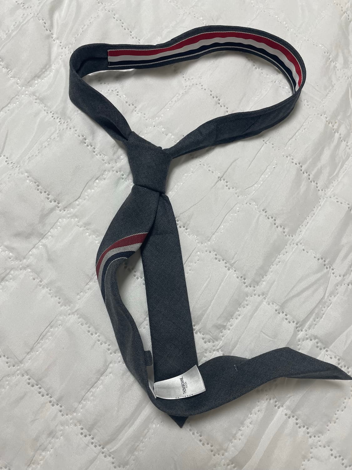 톰브라운 넥탕 상품이미지2