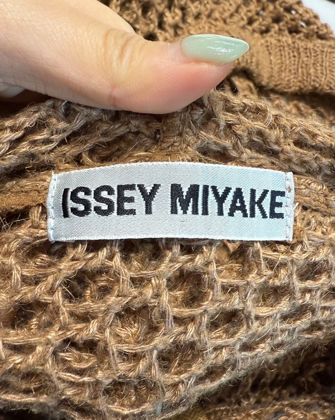 이세이미야케 브라운 오픈워크 니트 집업 상품이미지8