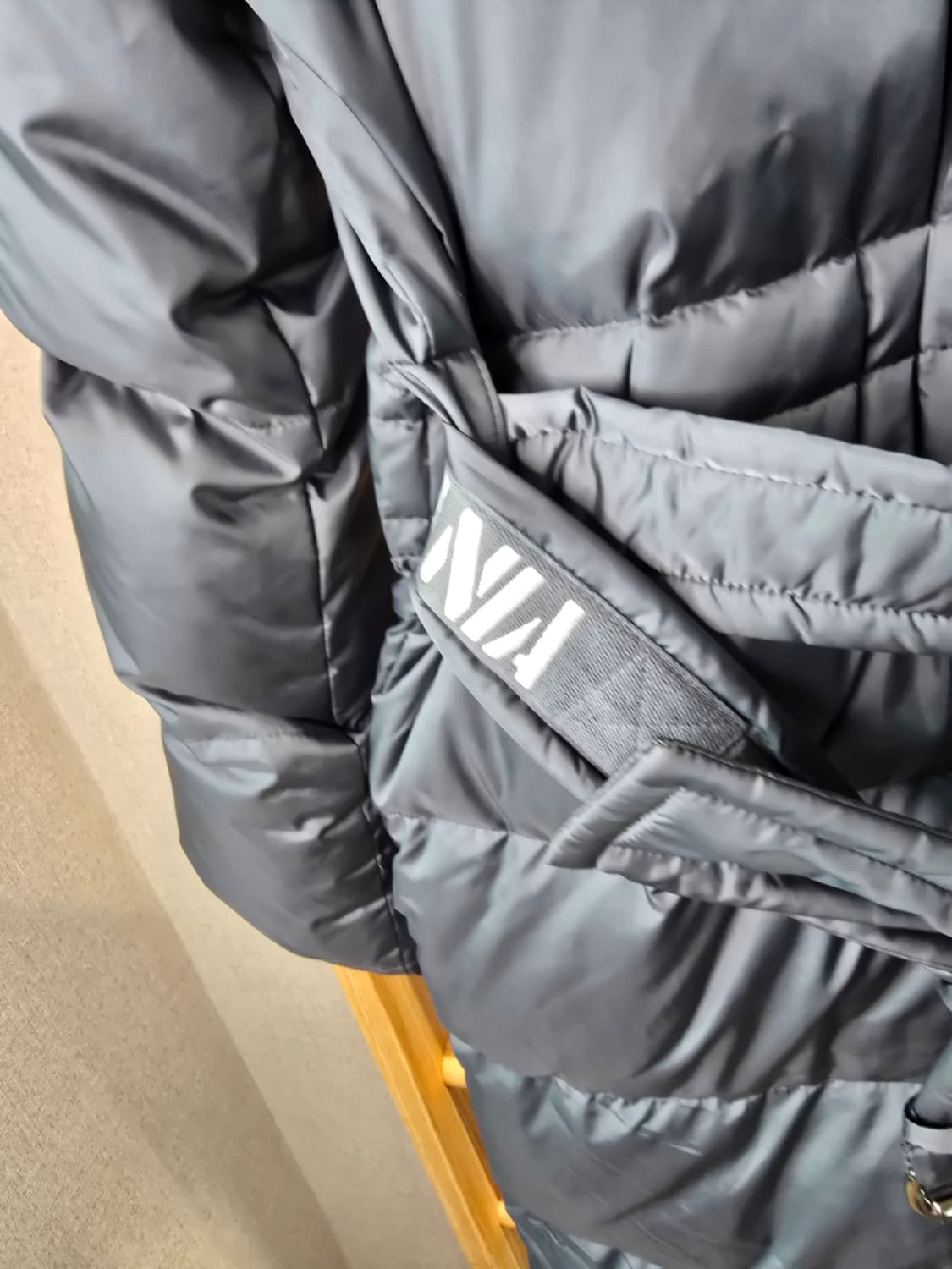 비비안 웨스트우드 후드 롱패딩 상품이미지4