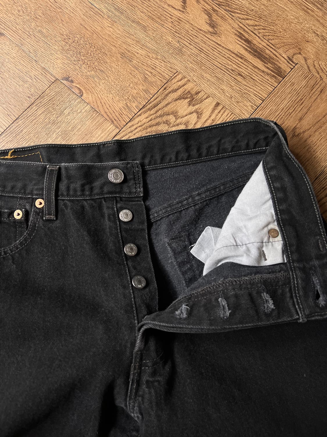 [30]90's 리바이스 501 USA Made 흑청 데님 팬츠 S16 상품이미지4