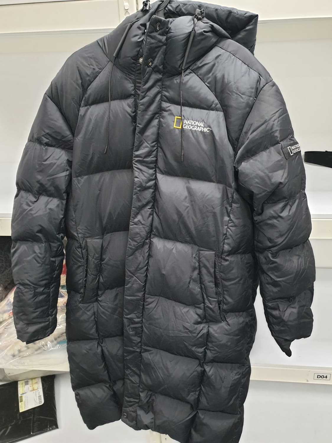 내셔널지오그래픽 정품 오리털롱패딩 105사이즈 팝니다 상품이미지1