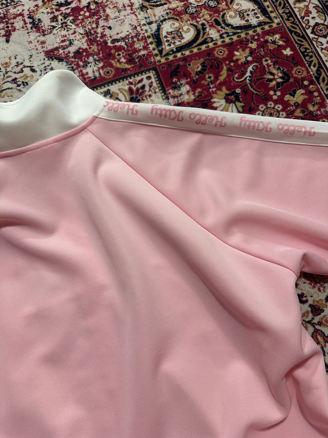 헬로키티 반팔 집업 상품이미지3