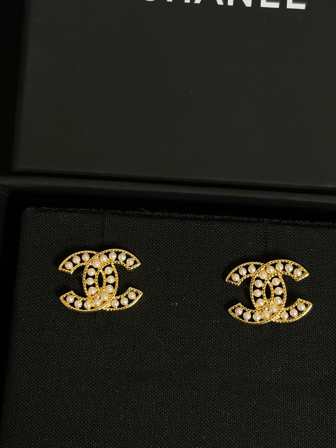 샤넬 cc로고 정품 업사이클링 골드 진주 귀걸이 상품이미지3