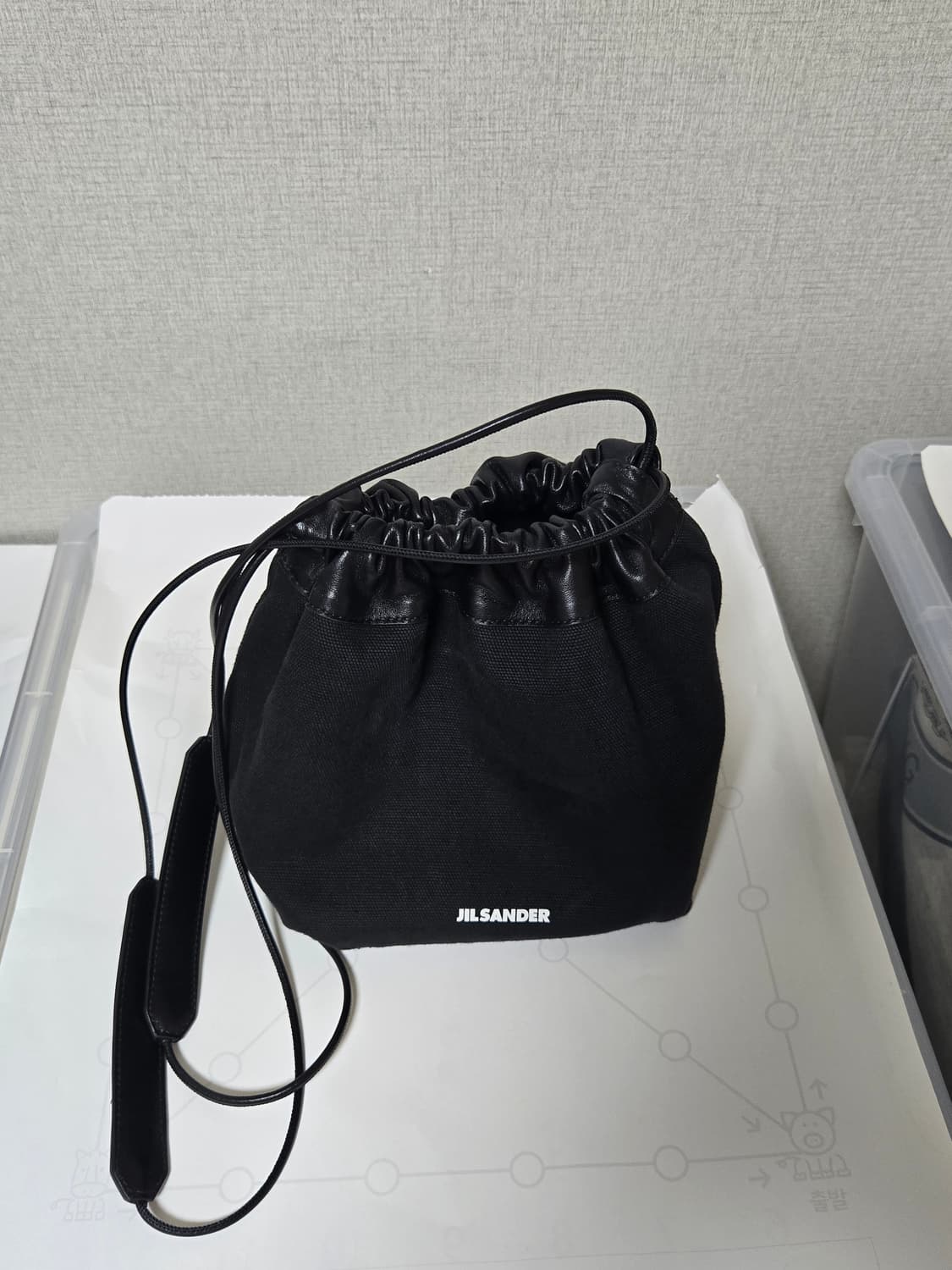 질샌더 드로스트링 리버서블 블랙 정품 상품이미지1