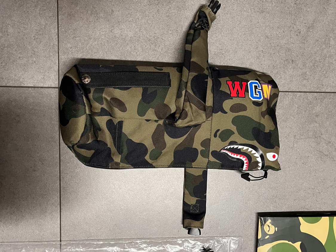 베이프 샤크 카모 미니백 상품이미지3