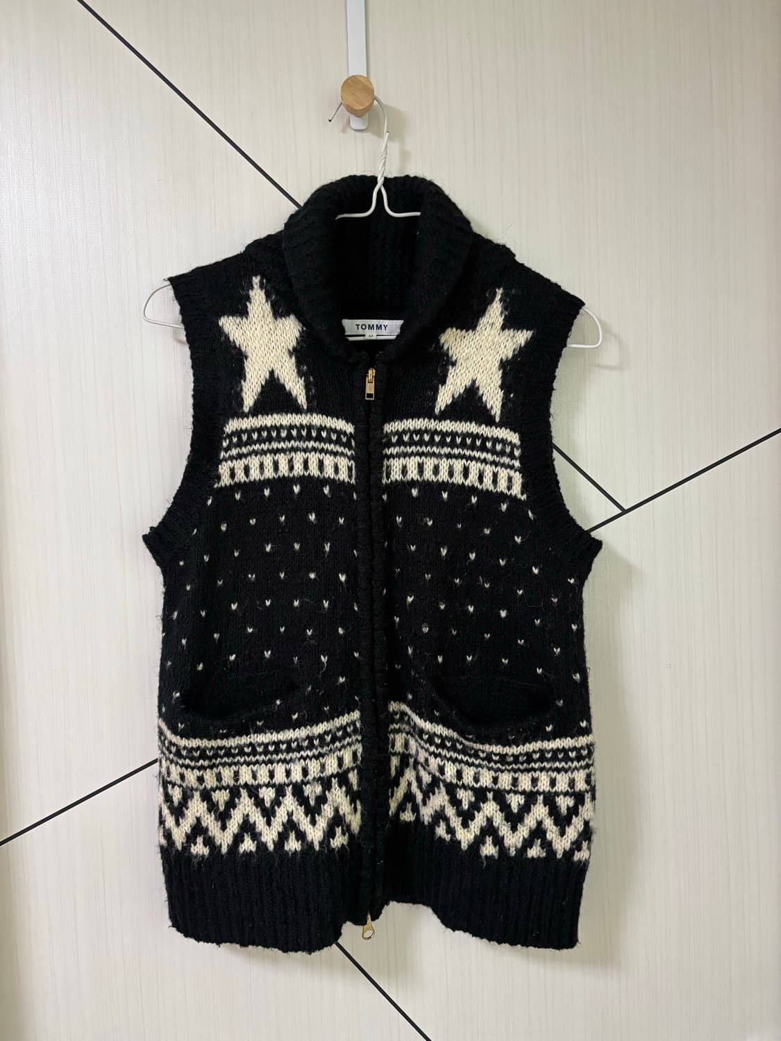 타미힐피거 니트조끼 상품이미지1