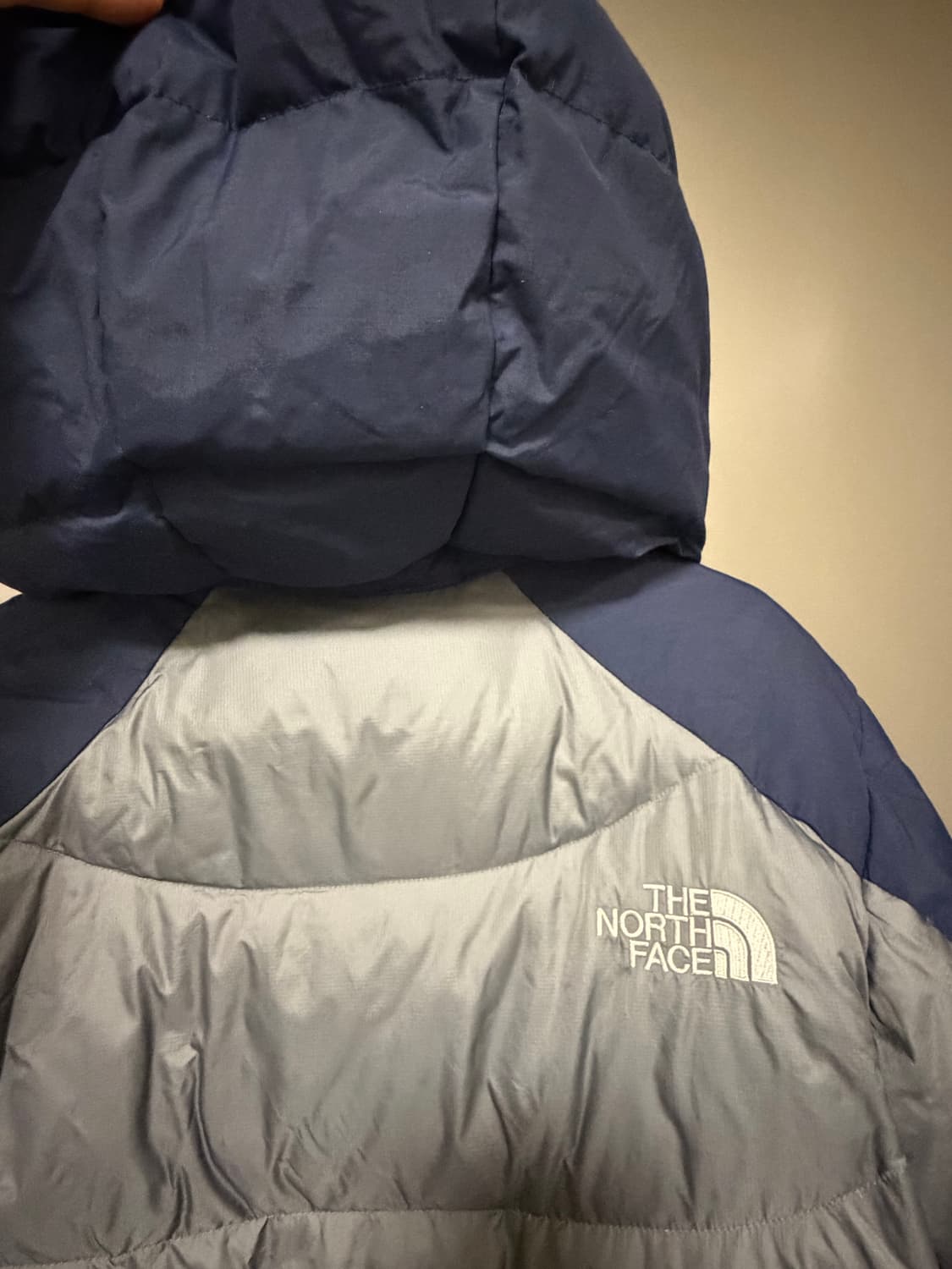노스페이스 700 구스패딩 네이비/그레이ㅑ 상품이미지6