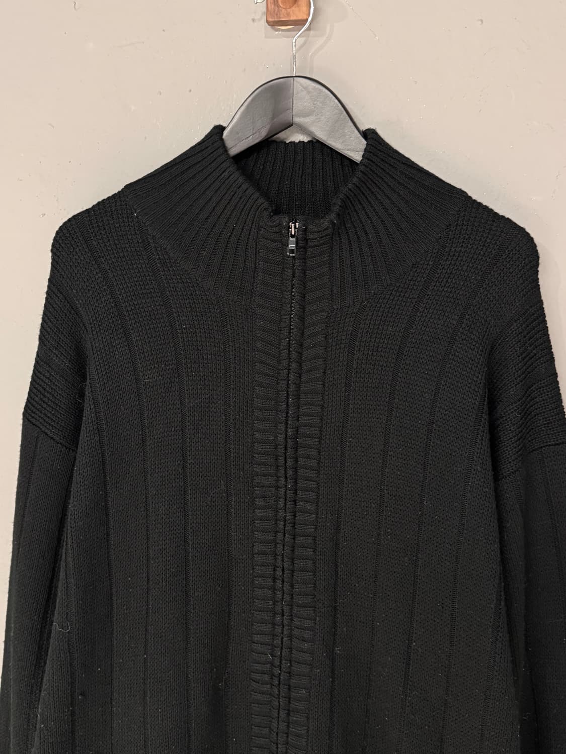 칼카니 블랙 울 니트집업  상품이미지2