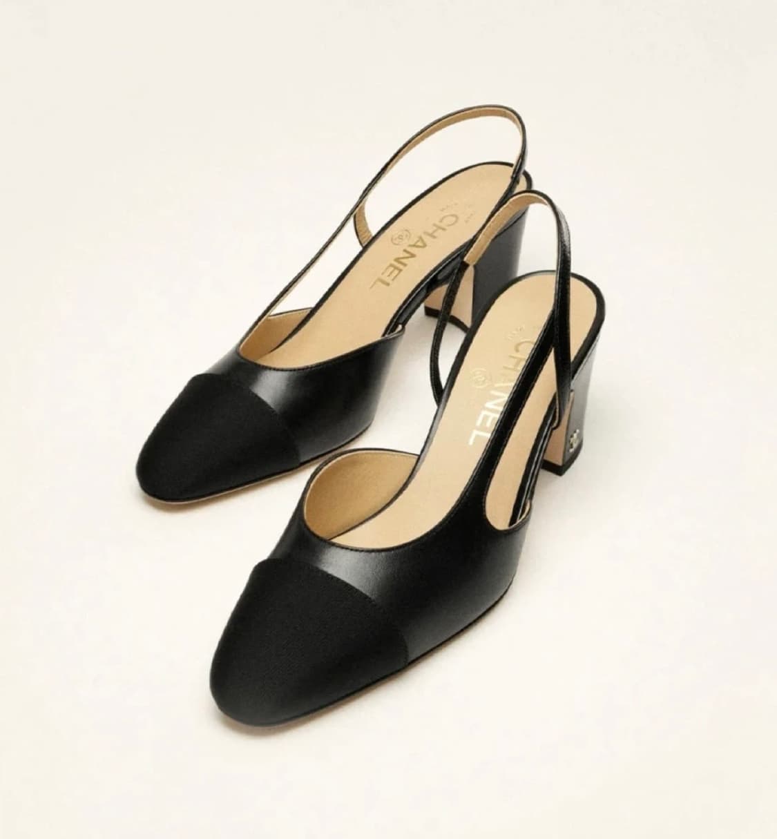 샤넬 슬링백 샌들 블랙 35.5 상품이미지1