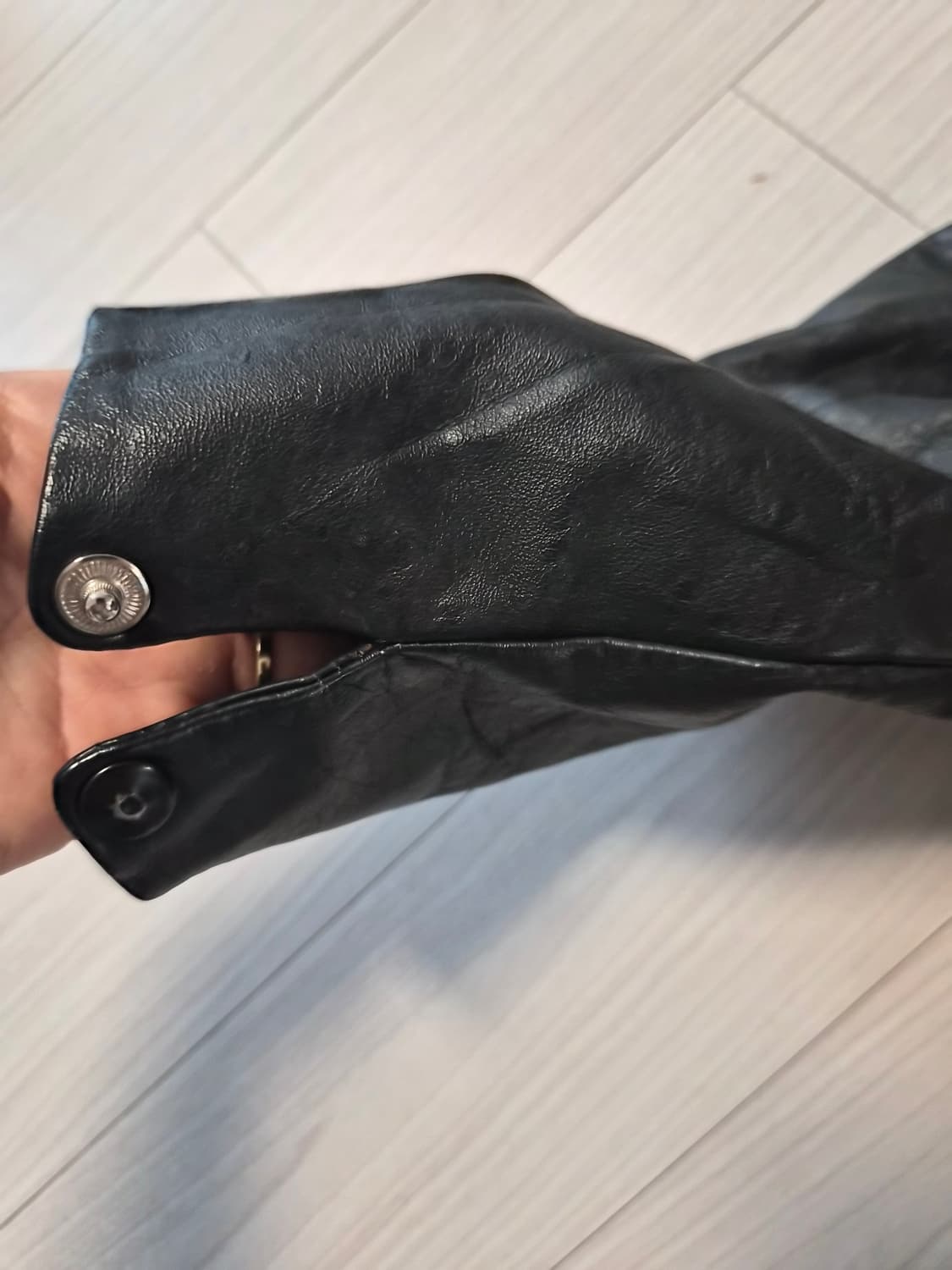 [희귀/빈티지] 브라질산 천연 가죽 숄더 퍼프 크롭 자켓 상품이미지4