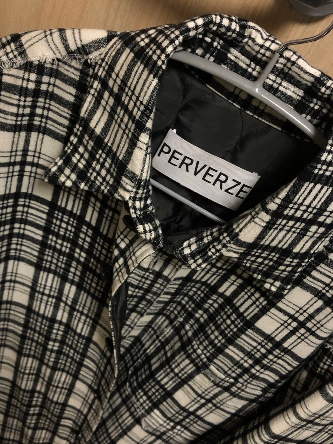 PERVERZE 퍼버즈 체크 자켓 상품이미지2
