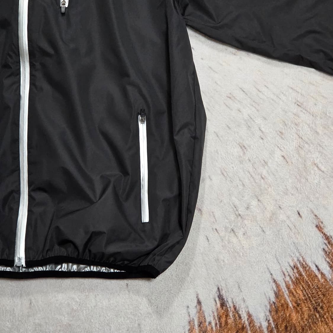 베러댄라이프 블랙 바람막이 자켓 상품이미지3
