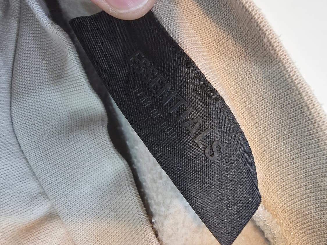 피오갓 에센셜  맨투맨  M사이즈 판매해요 상품이미지5