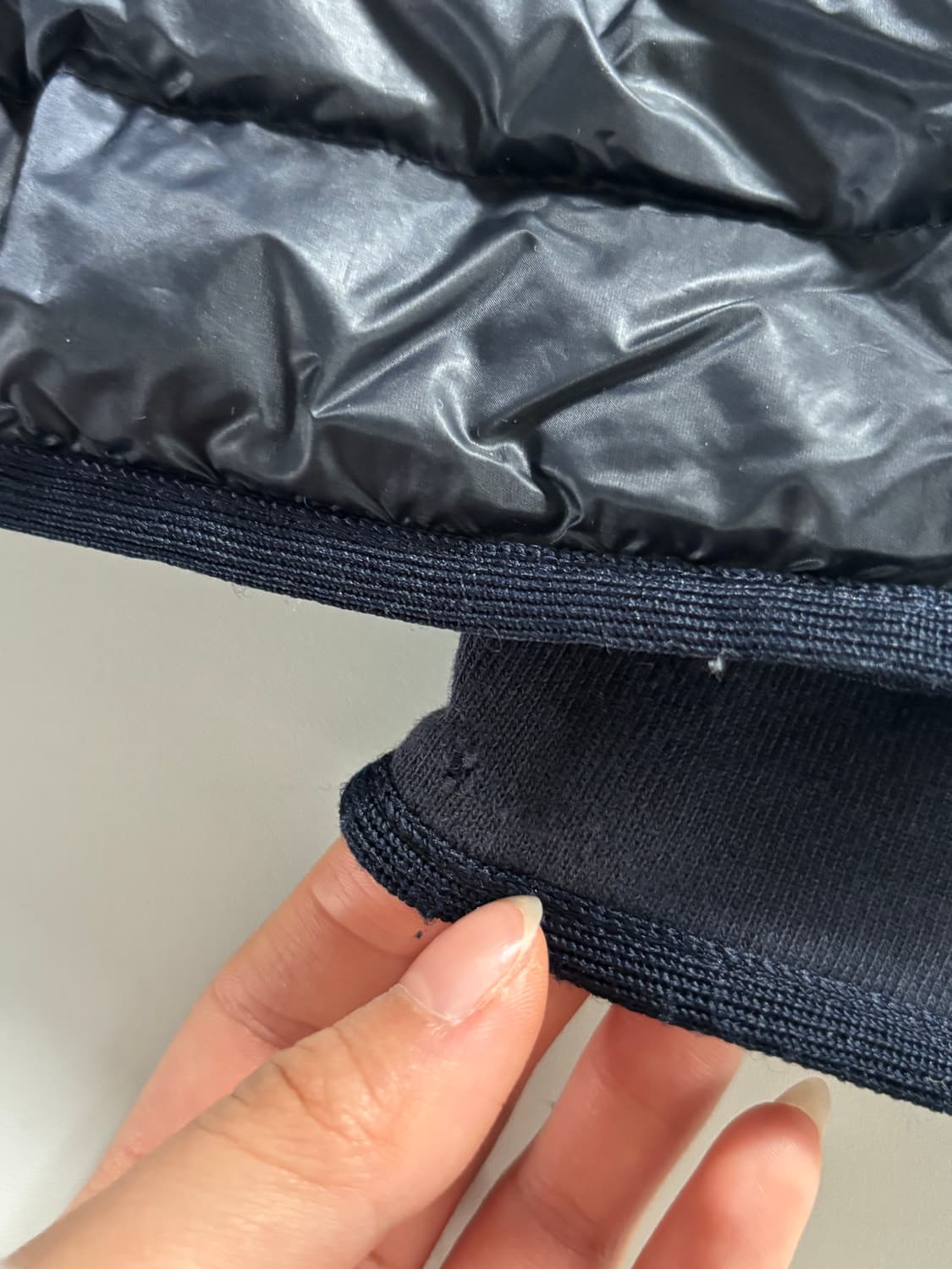 Moncler 몽클레어 네이비 후드 경량 니트 집업 상품이미지10