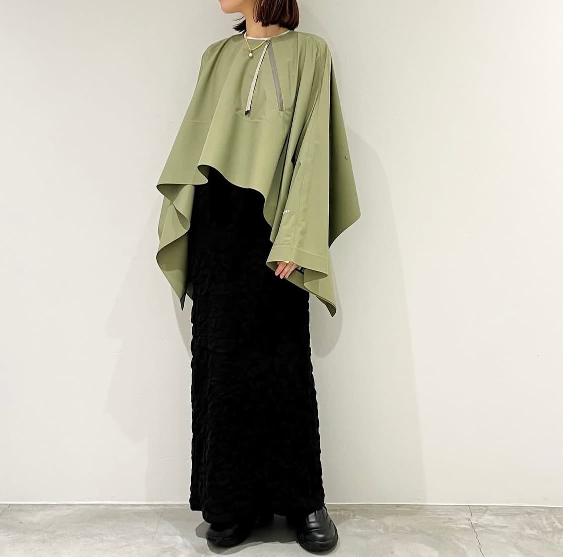 Pertex Bell Sleeve Poncho (Black) 상품이미지4