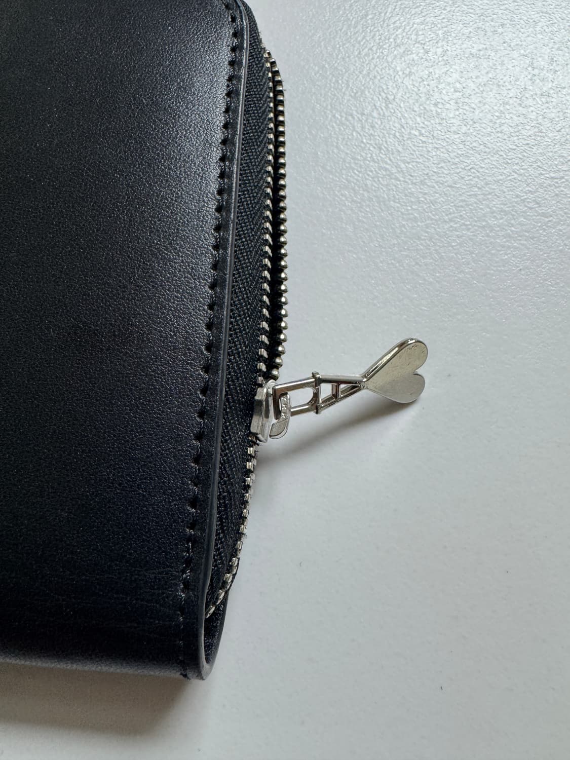 Ami 지퍼 반지갑 상품이미지2