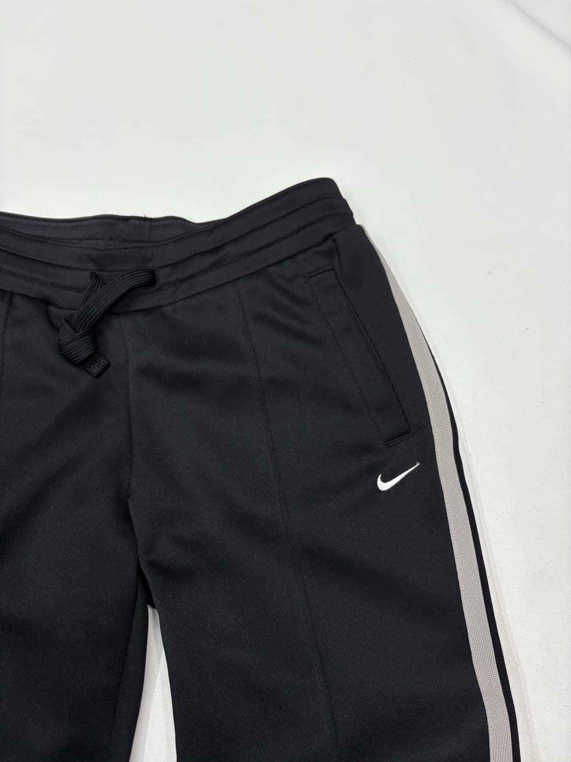 나이키 사이드라인 트랙팬츠 상품이미지4