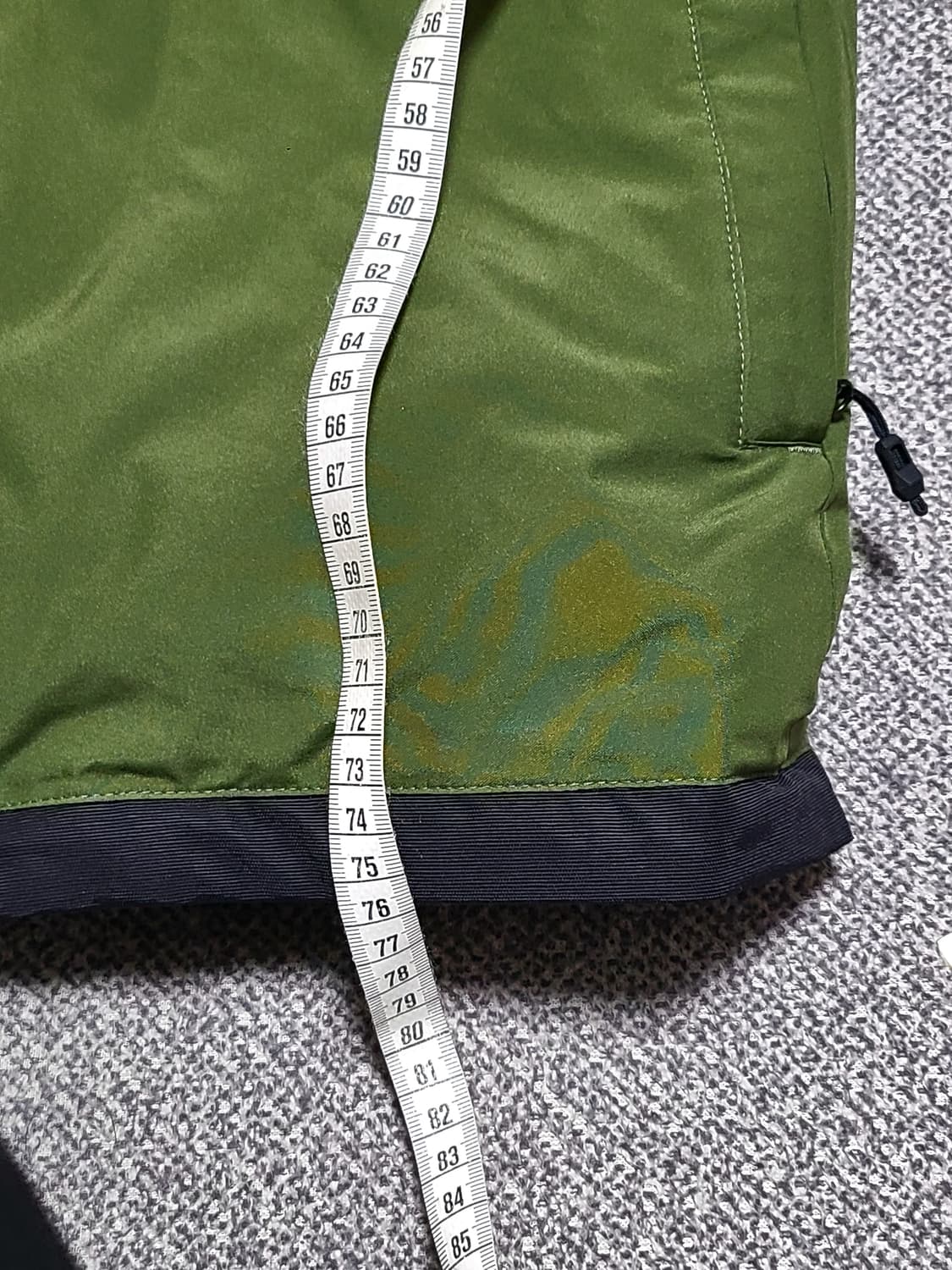 고어텍스 윈드스토퍼 대장급 거위구스패딩 100L 새제품 상품이미지3