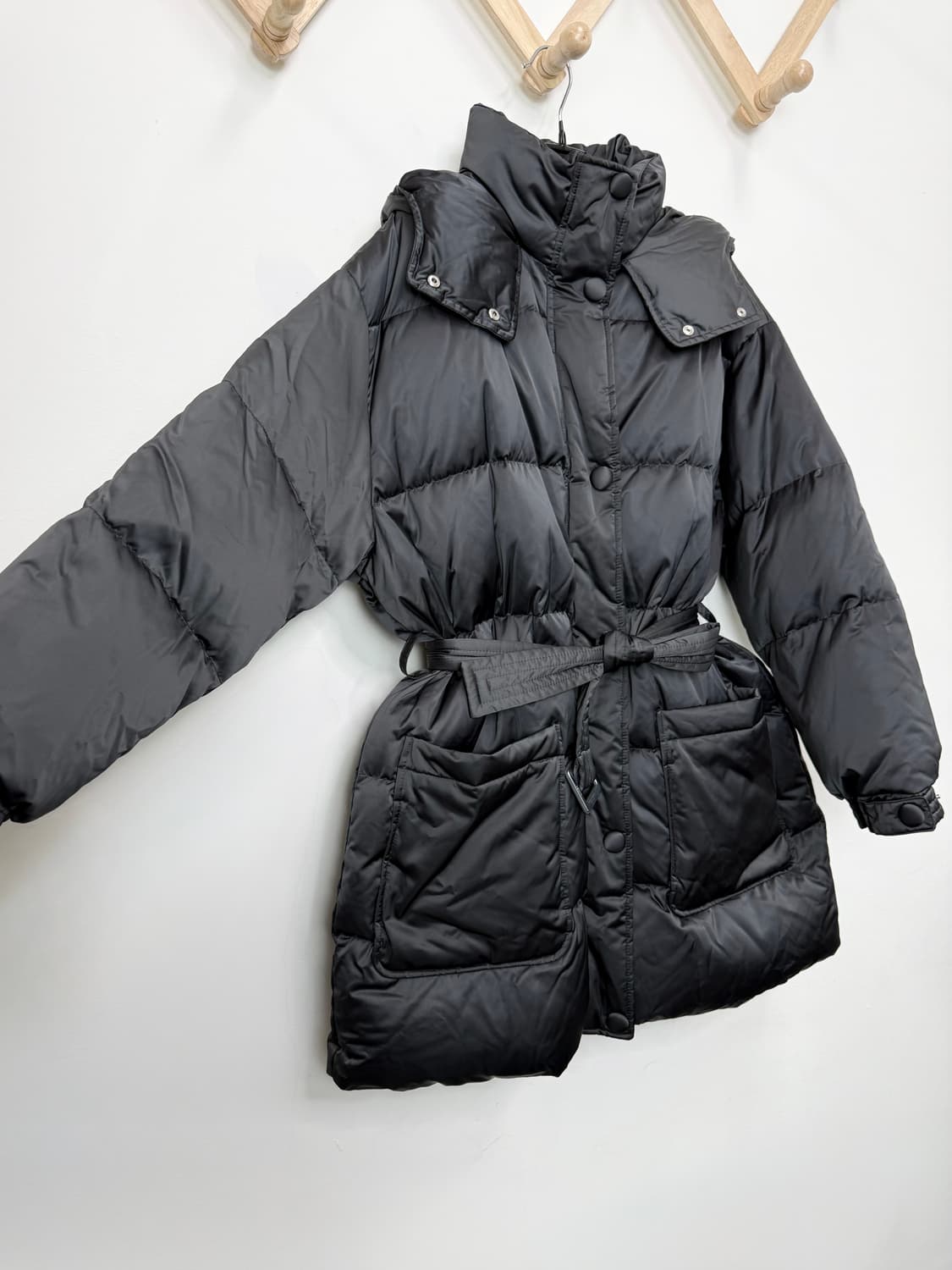 스튜디오 톰보이 벨티드 후드 패딩 상품이미지7