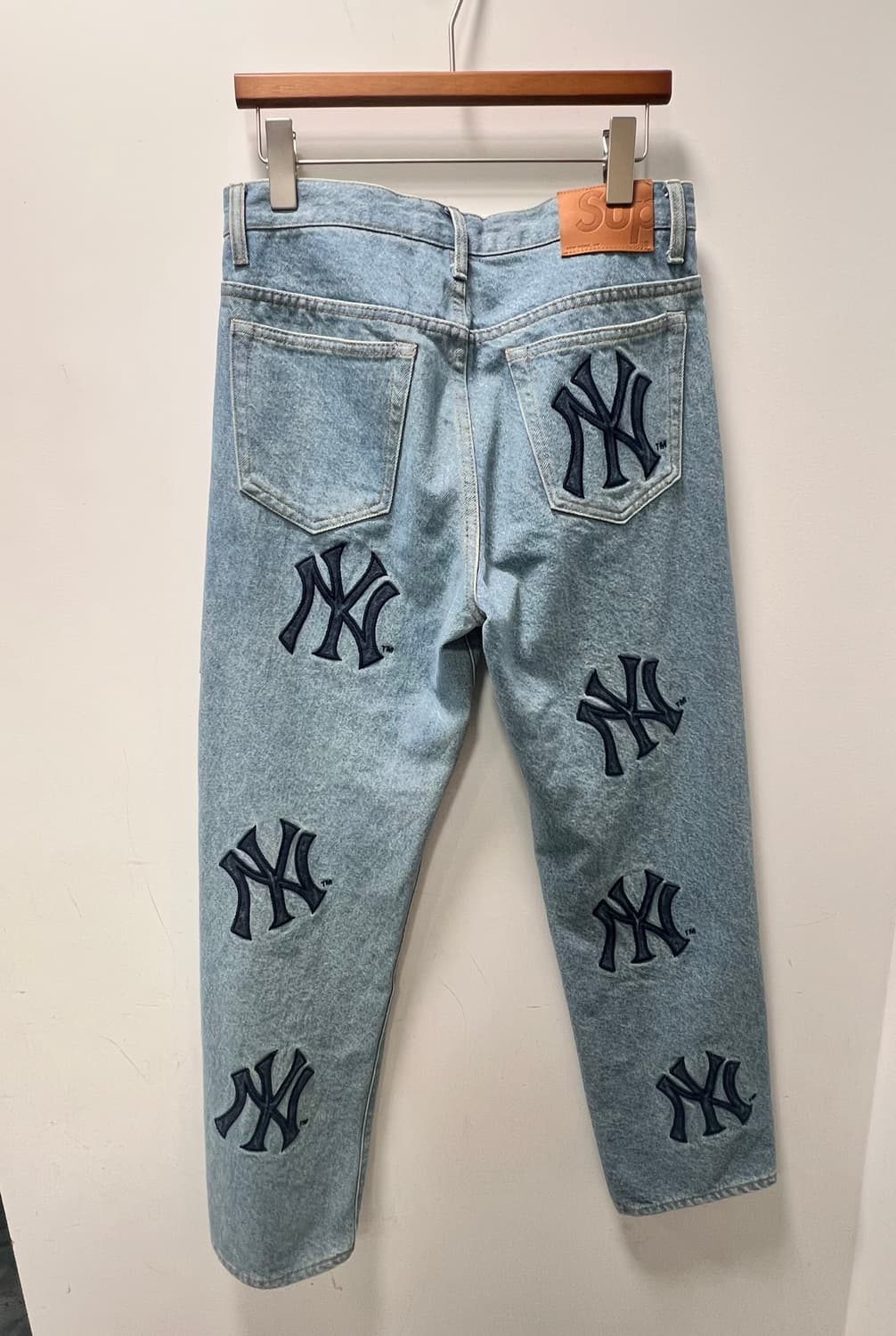 Supreme x New York Yankees 데님 팬츠  상품이미지2