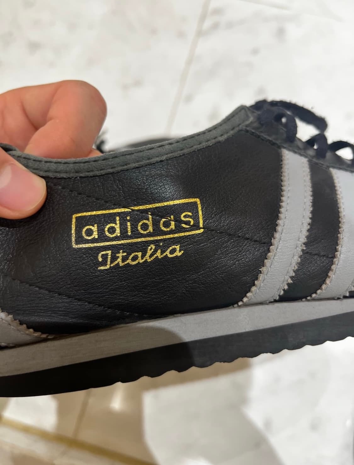 아디다스 이탈리아 스니커즈  상품이미지1