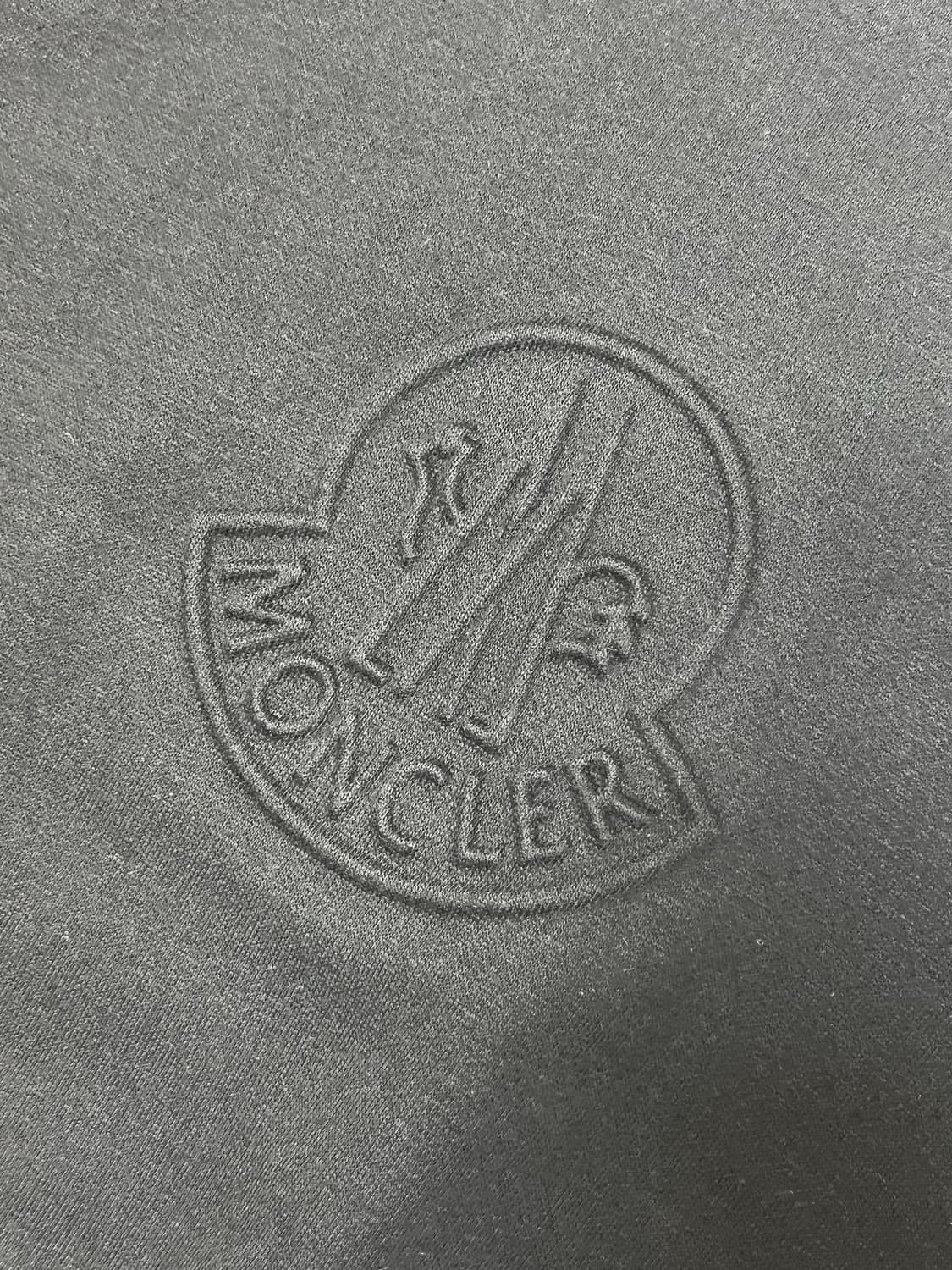 몽클레어 니트맨투맨 상품이미지2