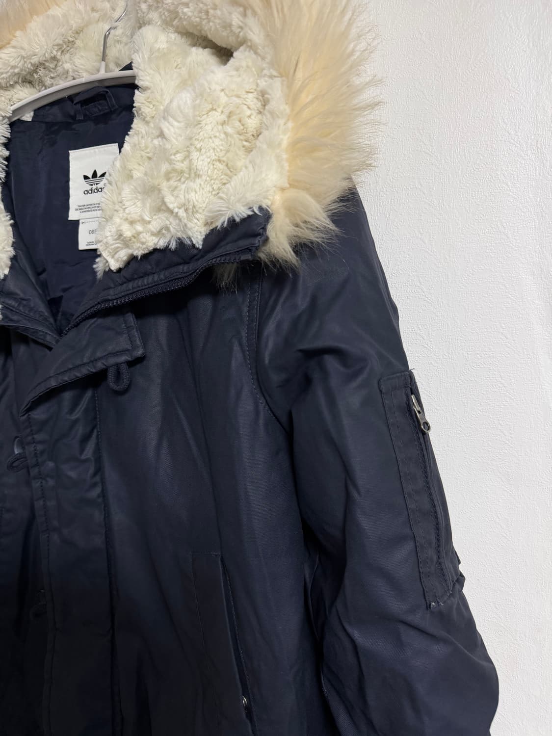 아디다스 오리지널 퍼 라이닝 후드 패딩 자켓 상품이미지3