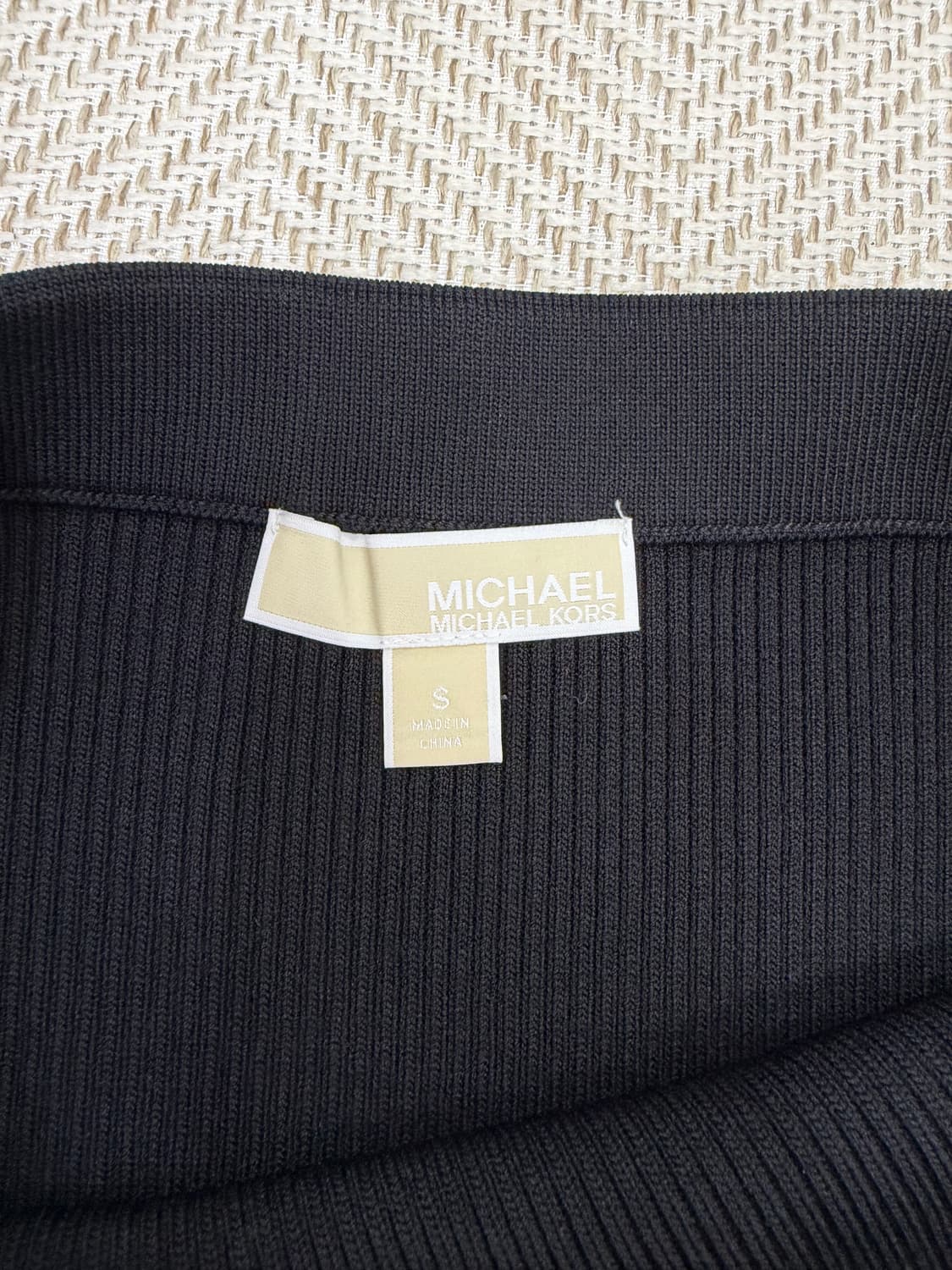 정품) 마이클코어스 블랙 화이트 배색 니트 스커트 S 상품이미지8