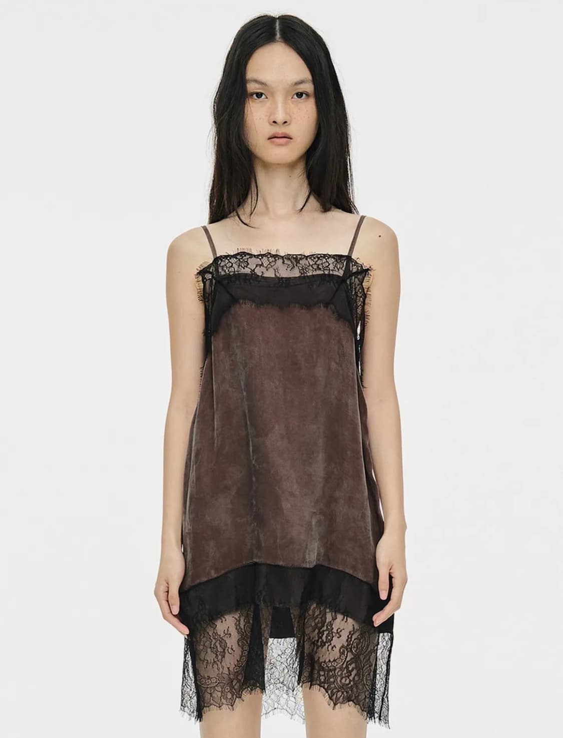 세릭 LACE SLIP DRESS 브라운 상품이미지1