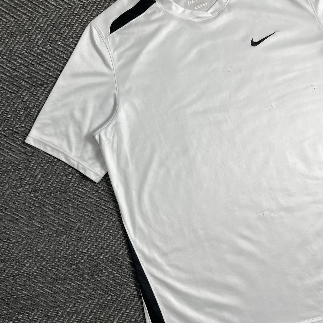 나이키 드라이핏 올드스쿨 트레이닝 티셔츠y 3750 상품이미지3
