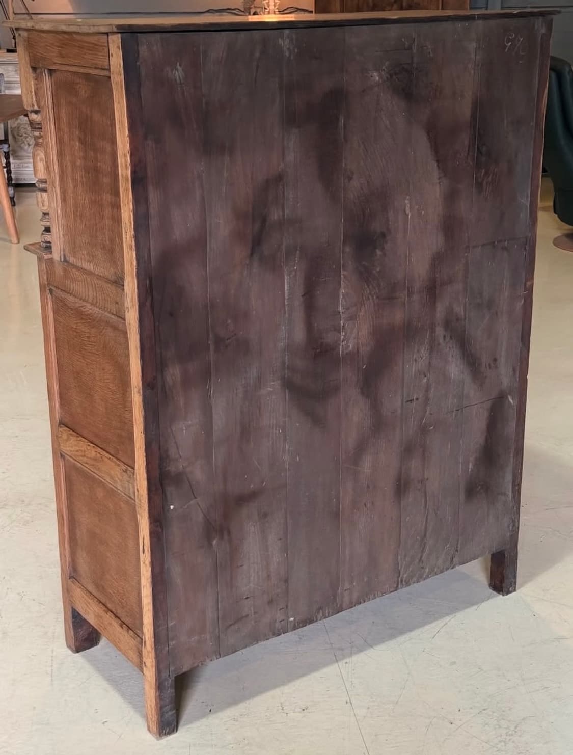 빈티지가구 앤틱가구 영국 오크 카빙 코트 컵보드 캐비넷 상품이미지10