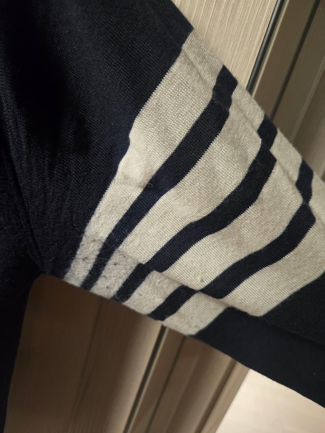 톰브라운 가디건 상품이미지3