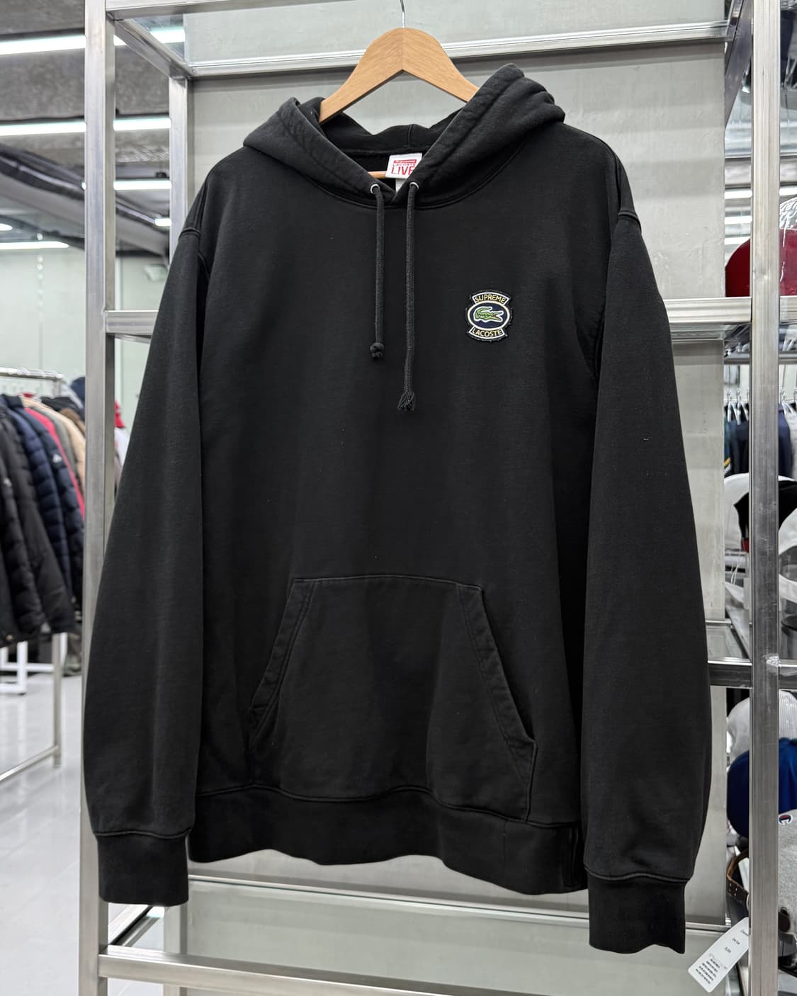 슈프림 x 라코스테 크레스트 로고 스웻 후디 블랙 상품이미지2
