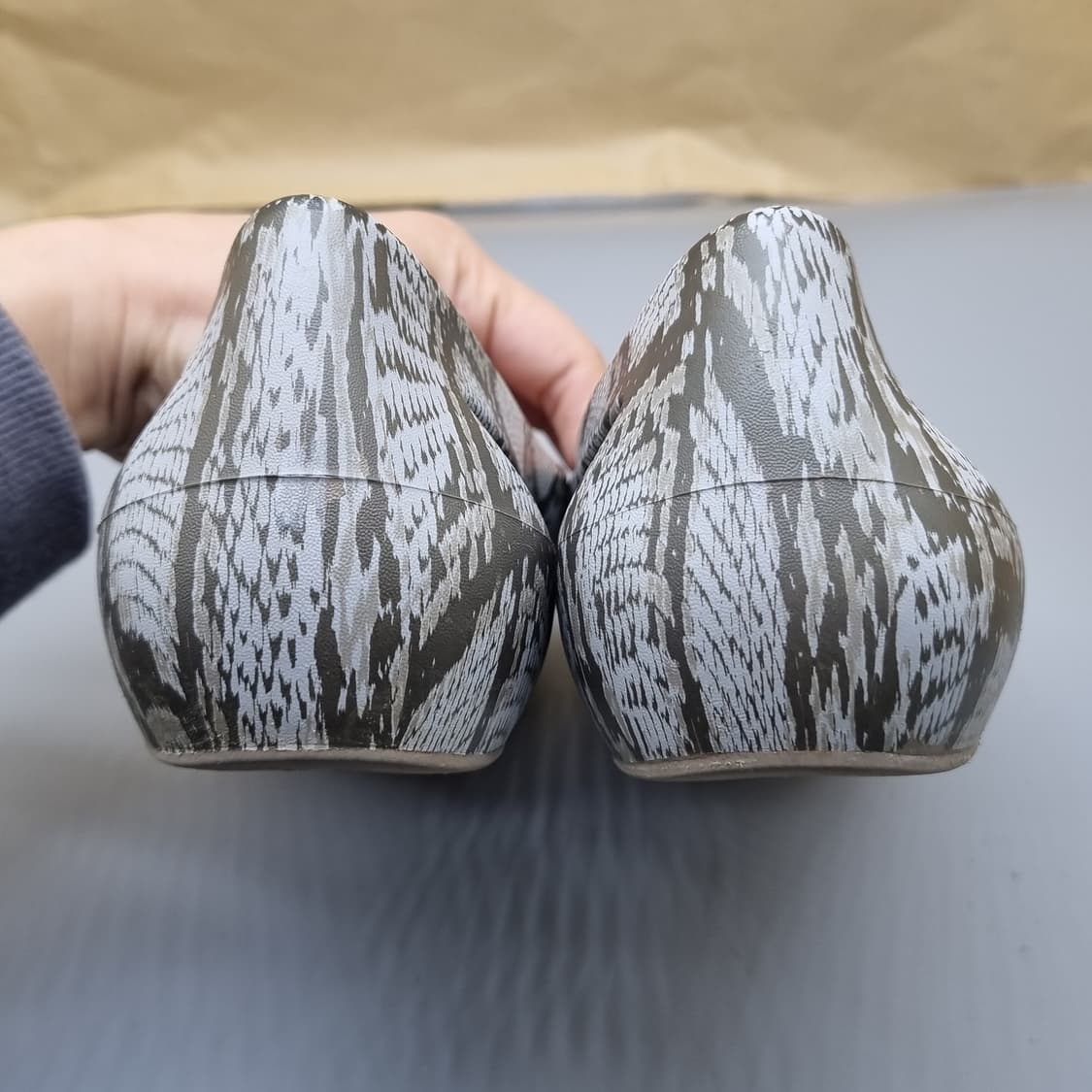 크록스 플랫슈즈w7 240 상품이미지3