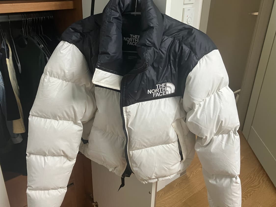 노스페이스 눕시 숏 자켓 가데니아 화이트 TNF 블랙 S  상품이미지1