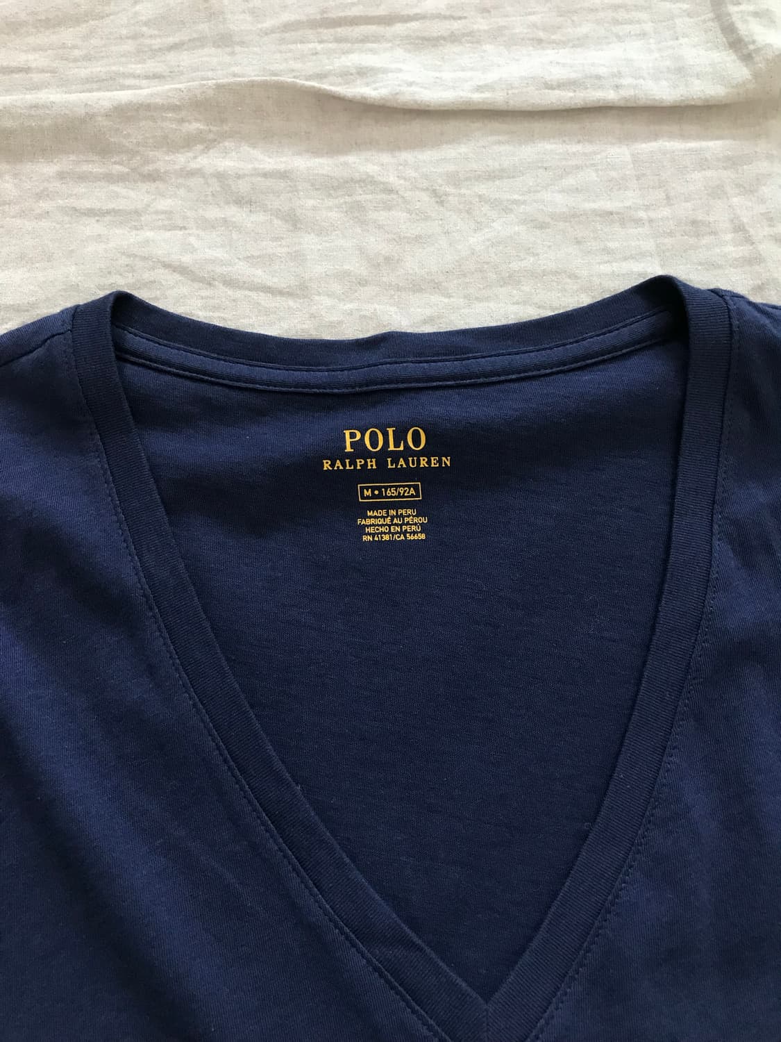 폴로 랄프로렌 포니로고 네이비 브이넥 반팔티 상품이미지6