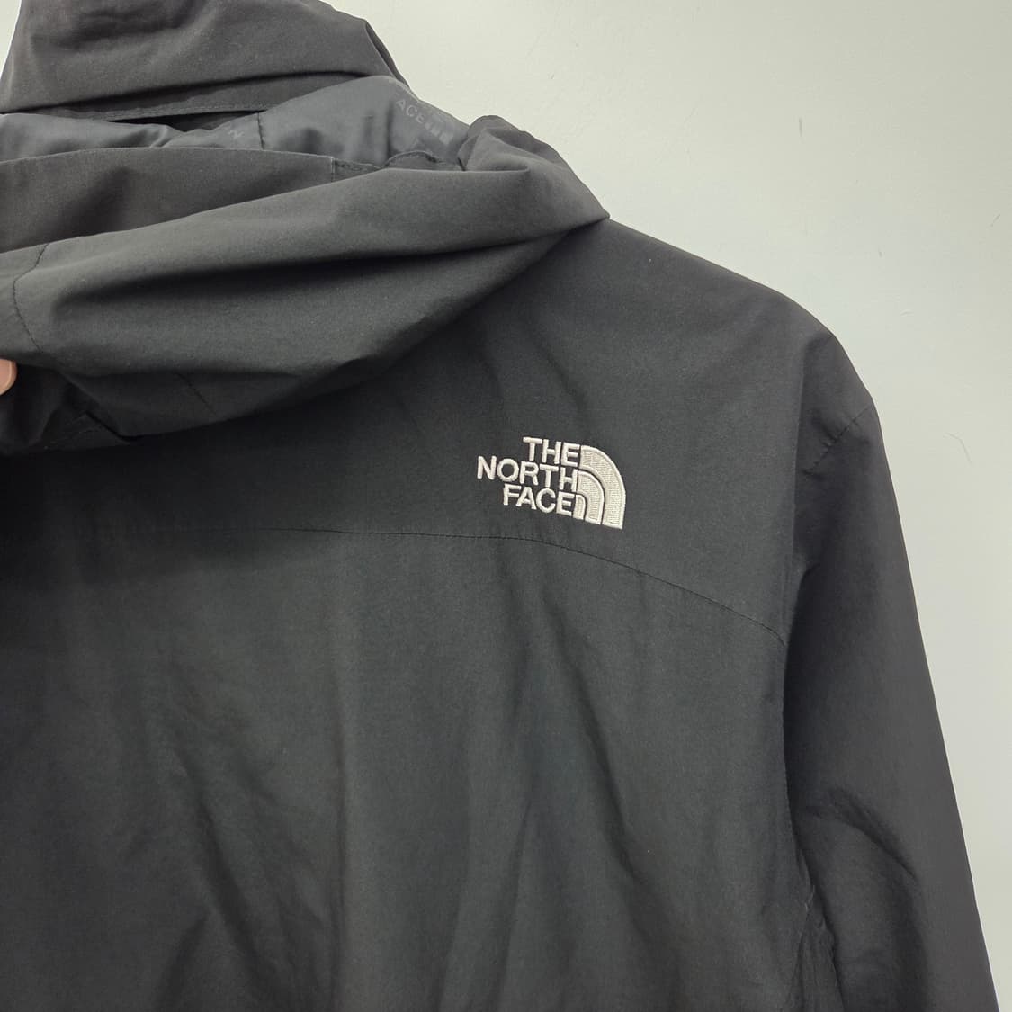 노스페이스 블랙 바람막이 자켓 남L 상품이미지7
