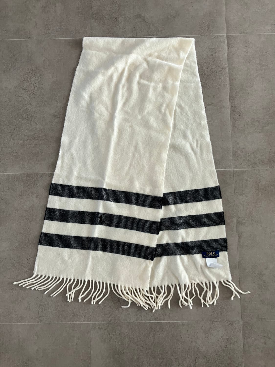 폴로 머플러 상품이미지1