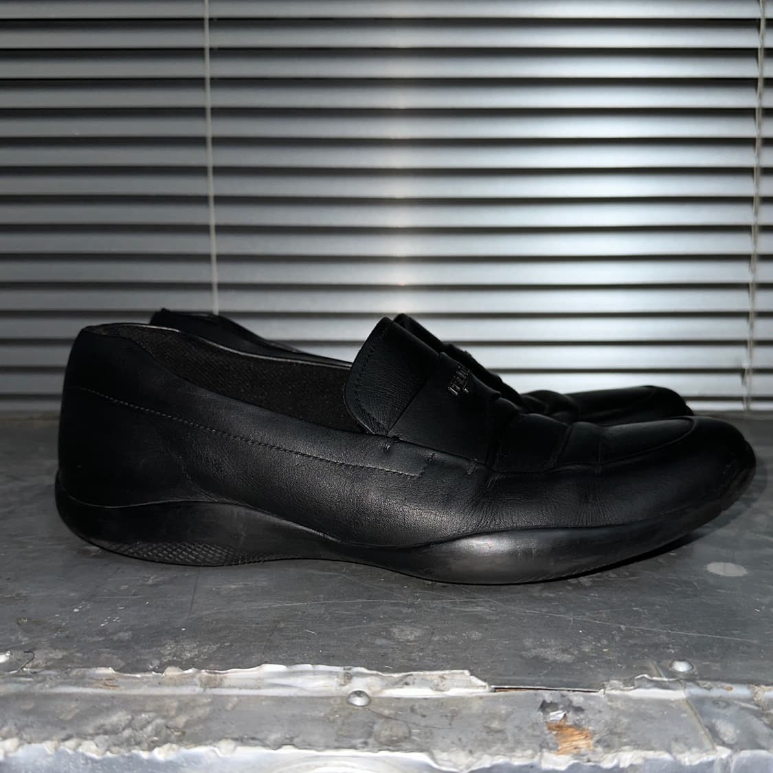 00s 프라다 스포츠 가죽 로퍼 상품이미지5