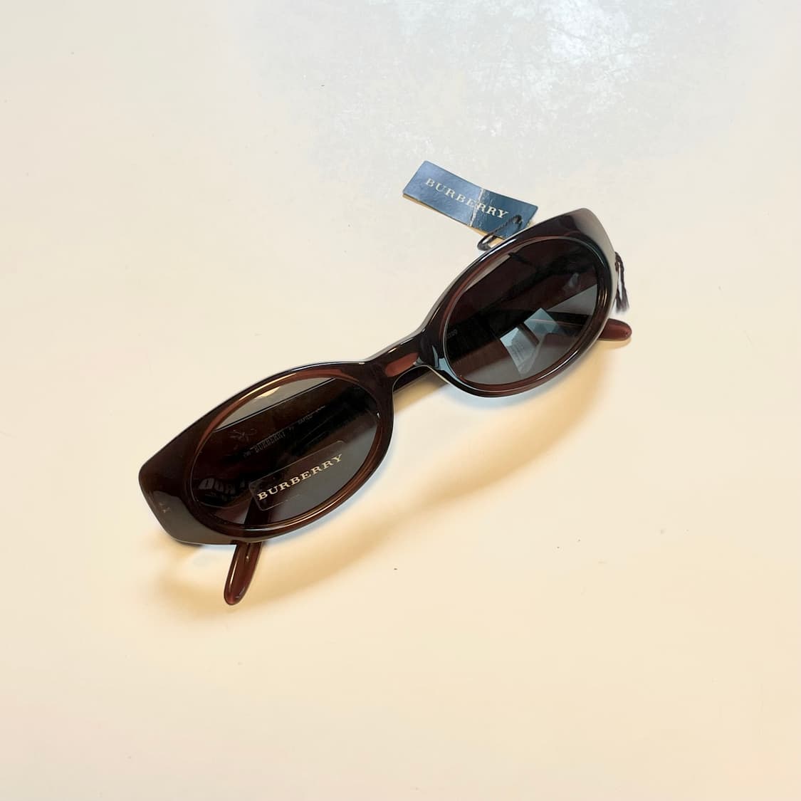 BURBERERRY 버버리사의 빈티지 선글라스 판매합니다 상품이미지1