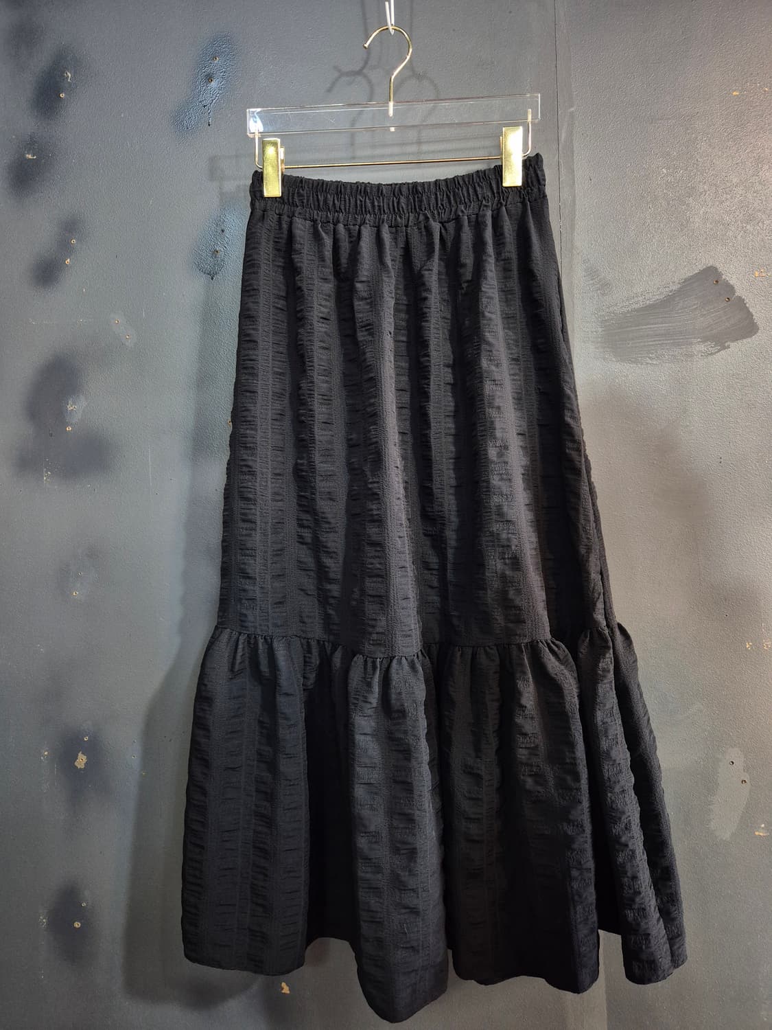 블랙 엠보싱 원단 롱 스커트 55 66 77 상품이미지1