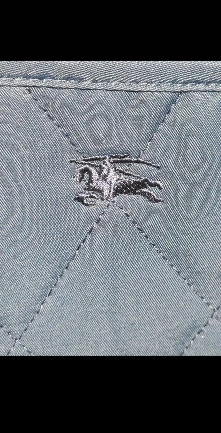 (S) 버버리 퀼팅자켓 네이비 누빔점퍼 안감 노바체크  상품이미지4