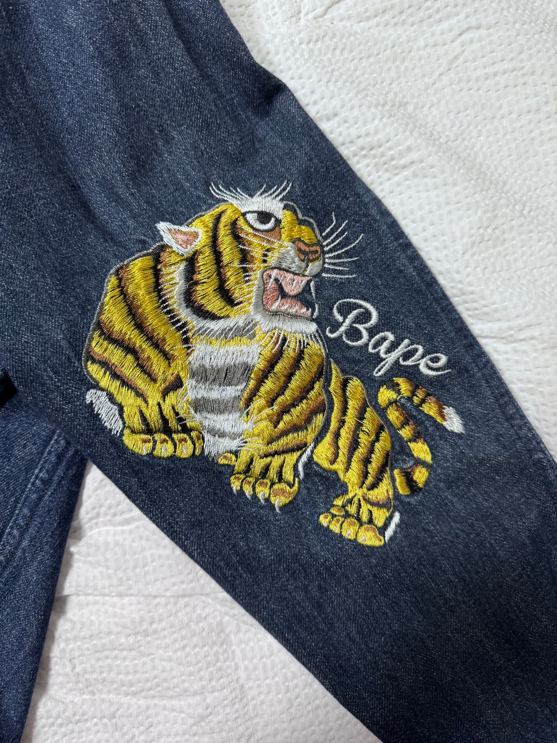 베이프 타이거 와이드 데님 자켓 인디고 상품이미지7