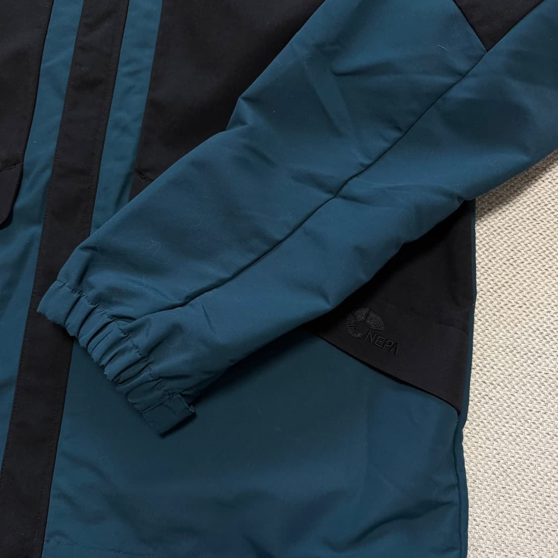 네파 배색 바람막이 자켓 상품이미지2