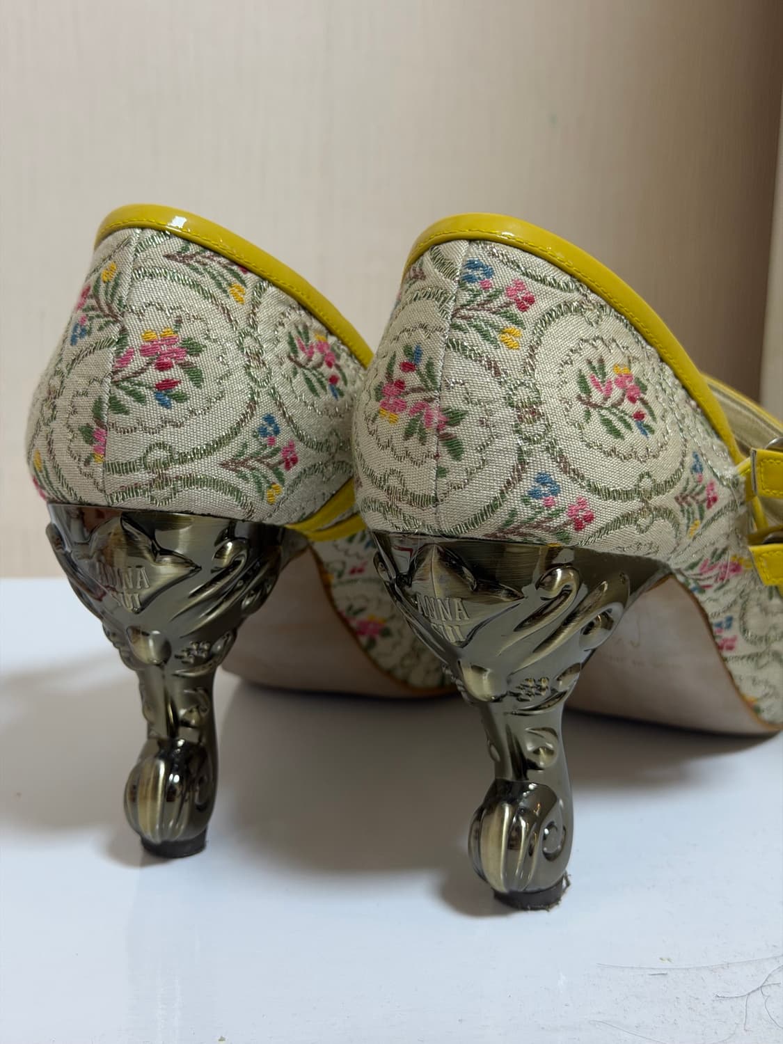 vintage anna sui cat foot heels 상품이미지1