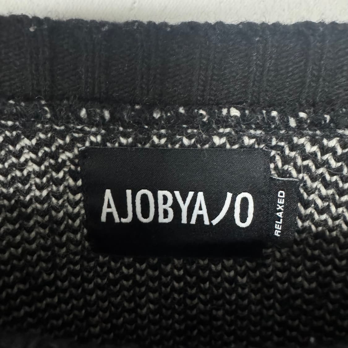 아조바이아조 니트맨투맨 상품이미지3