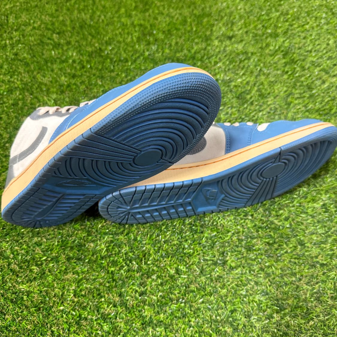 [조던] 에어조던 1 로우 SE 도쿄96_280사이즈 상품이미지9