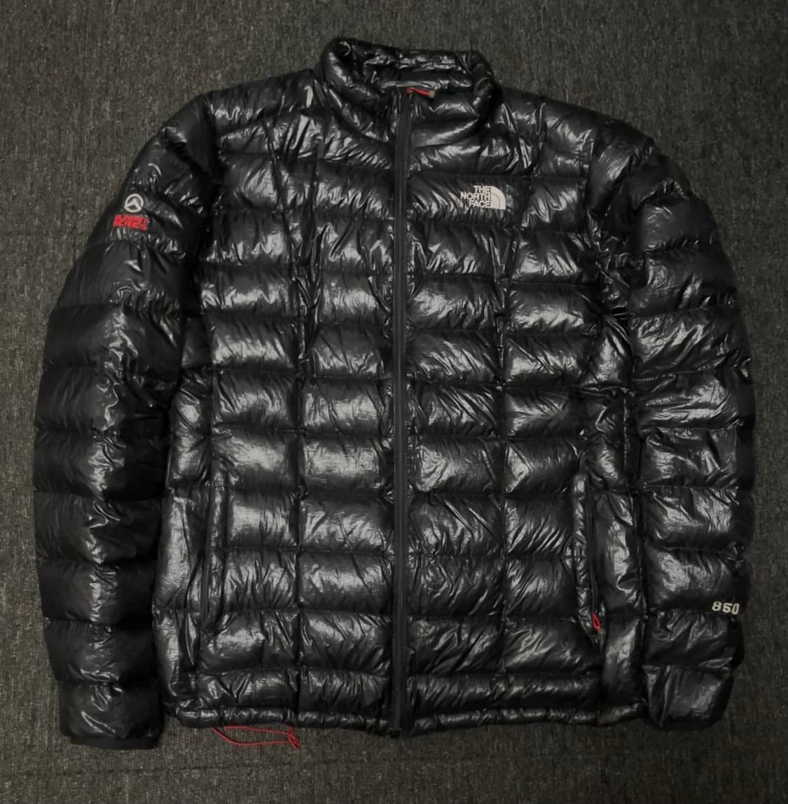 노스페이스의 퍼텍스 퀀텀 850 경량패딩 상품이미지2
