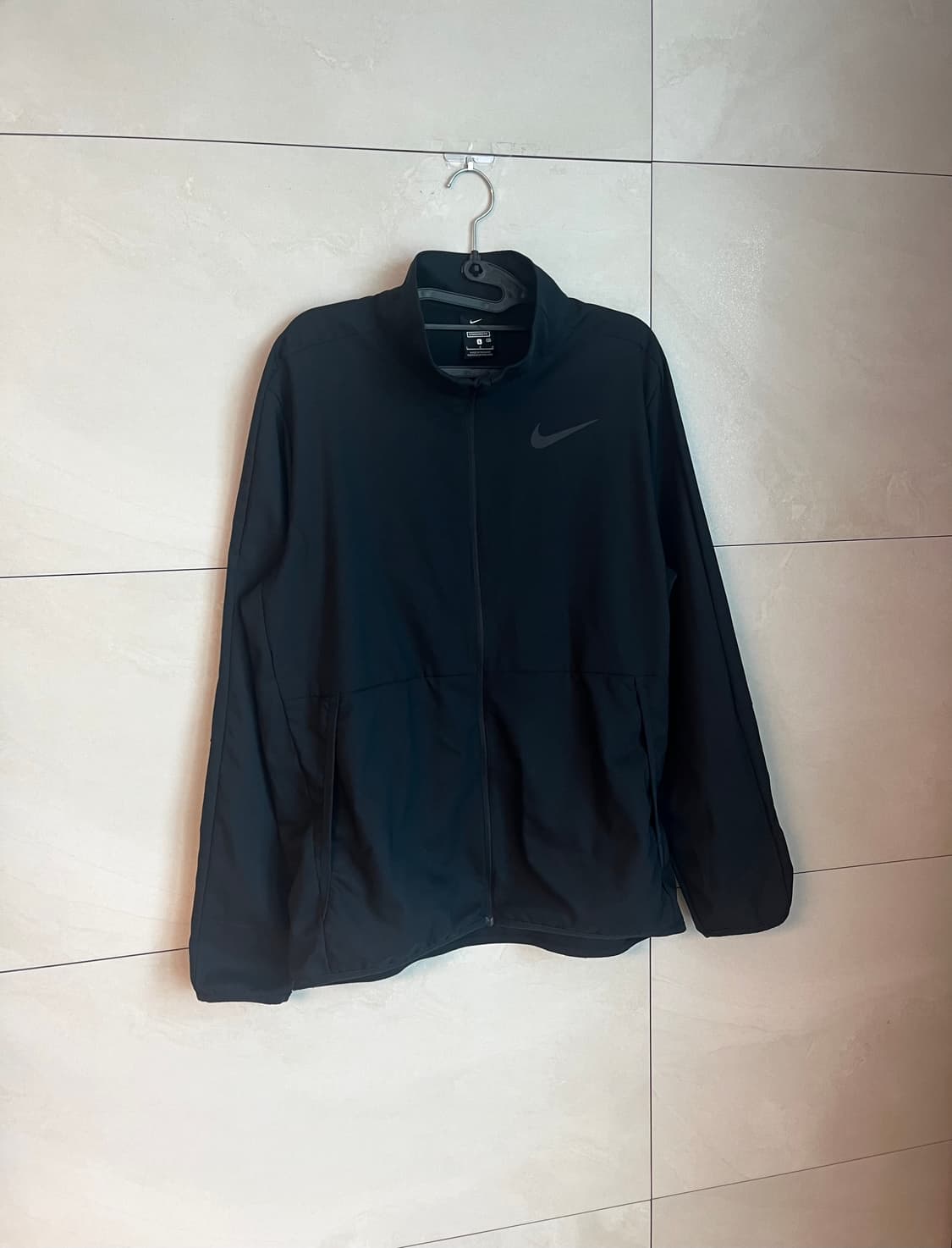 [L/100] 나이키 스우시 바람막이 집업 블랙 상품이미지2